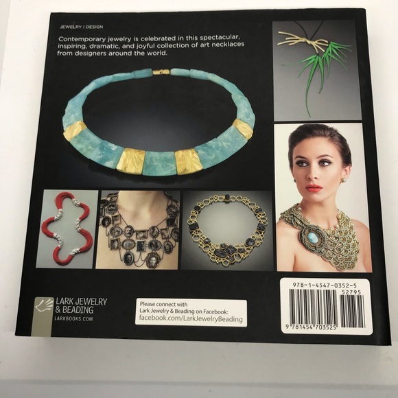 500 Necklaces, a curated compendium of  Art to Wear designers 2013 Edition - Picture 4 of 4